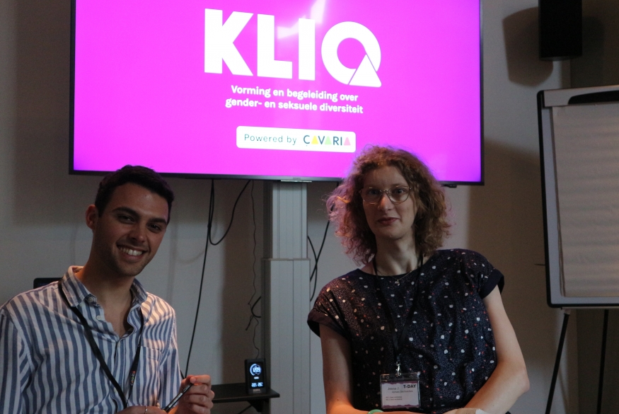 2 KLIQ ambassadeurs geven een vorming op T-Day